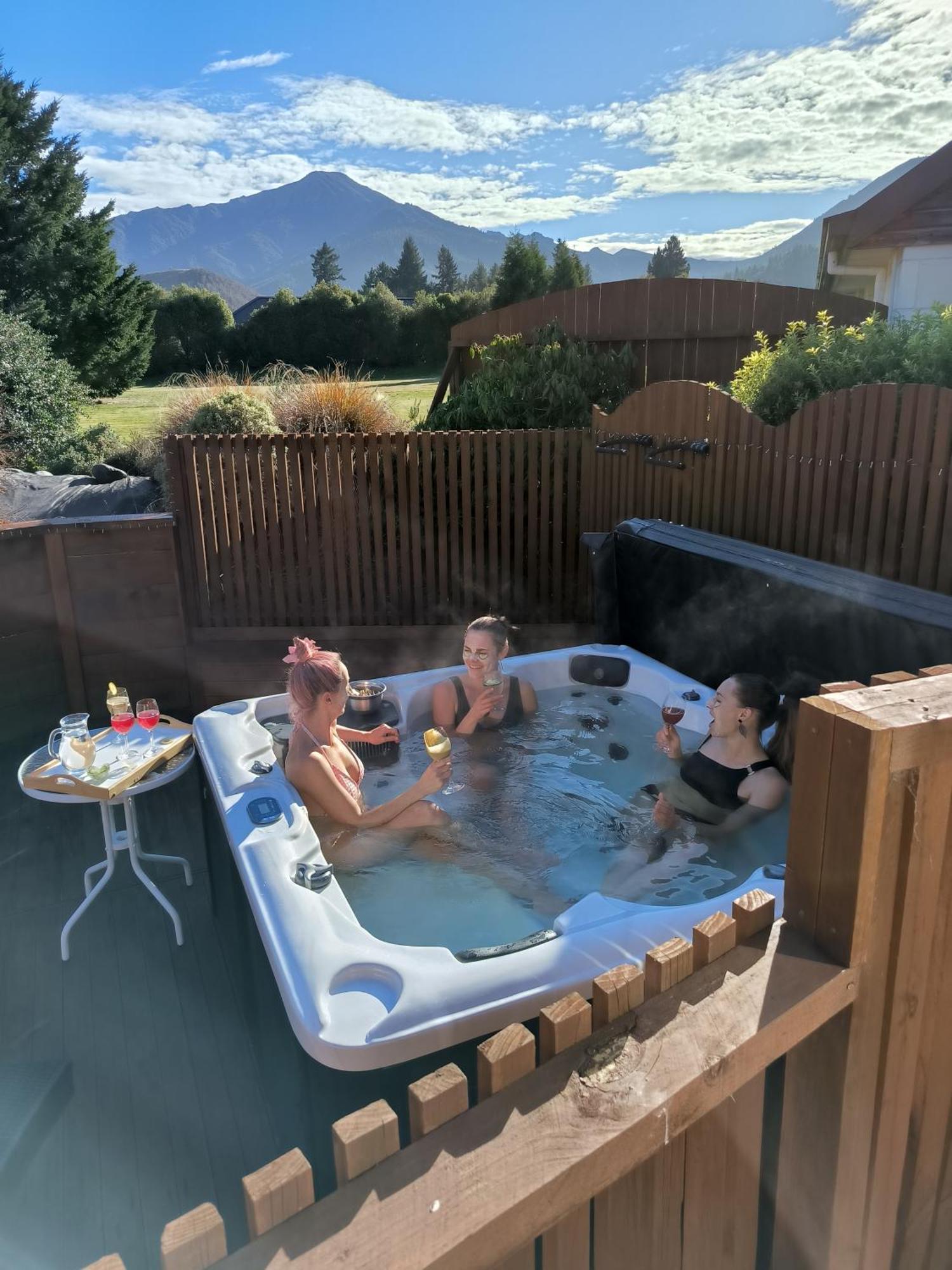 Bed and Breakfast Vibrant Living Retreat Hanmer Springs Esterno foto